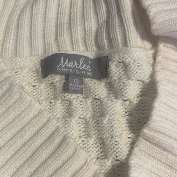 Sweater - Picture 2 of 2